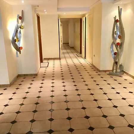 Juan Les Pins Center,1 Bedroom Apart, Pool Apartment Antibes